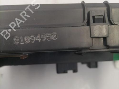 Fuse box PEUGEOT 208 I (CA_, CC_) 1.2 VTI 82 | BP22832107E1 