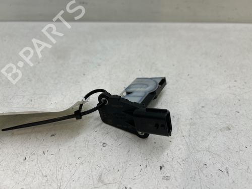 mass-air-flow-sensor-renault-trafic-iii-van-fg_-2014-37671264 main image
