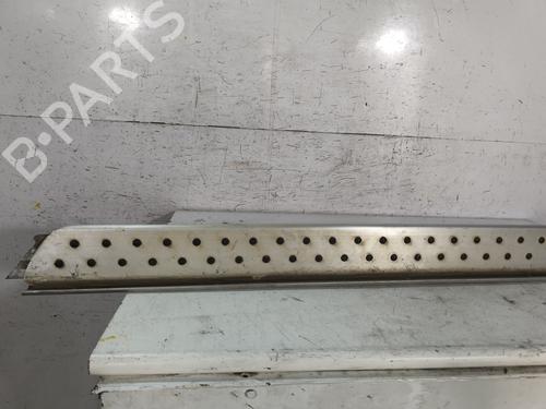 left-sideskirt-bmw-x5-e53-2000-2001-2002-2003-2004-2005-2006-30396998 main image