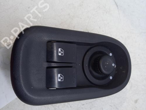 Used Left front window switch RENAULT MASTER III Van (FV) 2.3 dCi 110 FWD (FV0R, FV0W, FV1A) (110 hp) 33198537