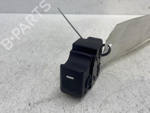 Interrupteur de vitre arrière gauche KIA SPORTAGE III (SL) 1.7 CRDi (116 hp) 31926899