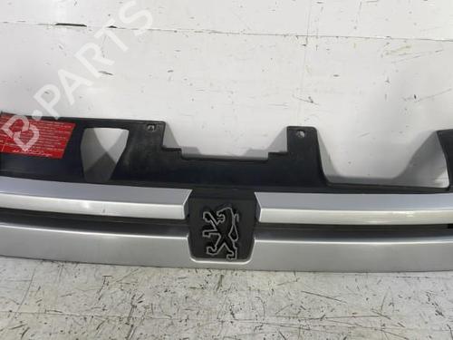 Grill PEUGEOT 306 Hatchback (7A, 7C, N3, N5) 1.4 | BP22835836C40 