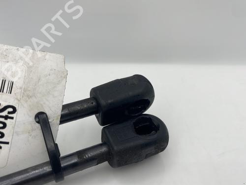 hood-lift-support-audi-q5-fyb-fyg-2016-31381984 main image