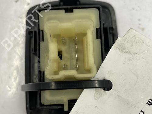 Used Left rear window switch Left rear window switch DACIA LODGY (JS_) 1.2 TCe (JSAY, JSM0) (115 hp) 22830440 22830440