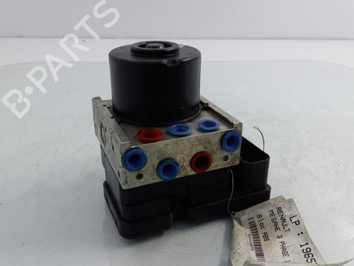 Used ABS pump ABS pump RENAULT MEGANE III Hatchback (BZ0/1_, B3_) 1.5 dCi (BZ0C) (90 hp) 22815366 22815366