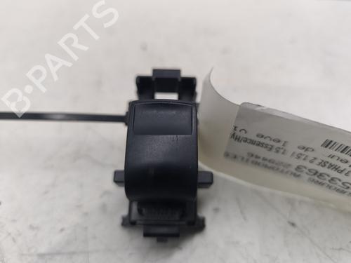 Used Right front window switch TOYOTA YARIS (_P13_) 1.5 Hybrid (NHP130_, NHP130) (101 hp) 29145620