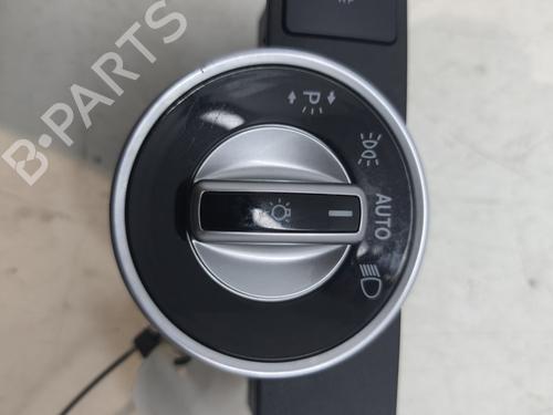 Used Headlight switch MERCEDES-BENZ A-CLASS (W176) A 220 d (176.003) (177 hp) 26906695