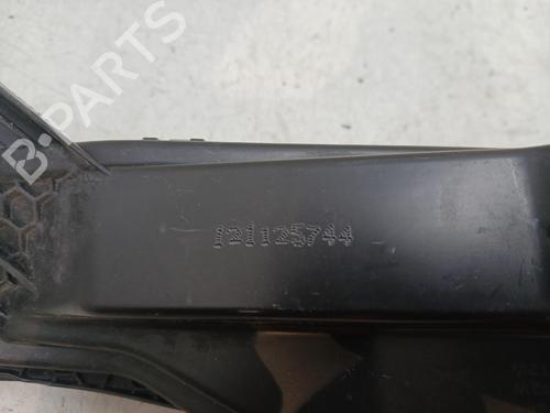 Used Left daytime light Left daytime light 38185285 38185285