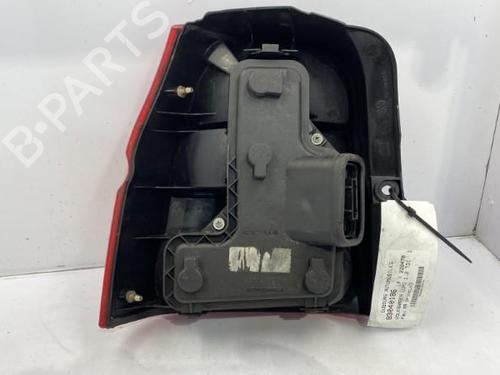 Used Right taillight Right taillight 22833068 22833068