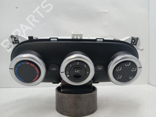 Used Climate control Climate control FIAT 500L (351_, 352_) 1.3 D Multijet (199.LYM11, 199.LYM1A) (95 hp) 34260481 34260481