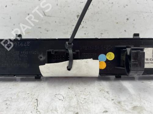 Used Warning switch Warning switch PEUGEOT 3008 I MPV (0U_) 1.6 HDi (109 hp) 22835651 22835651