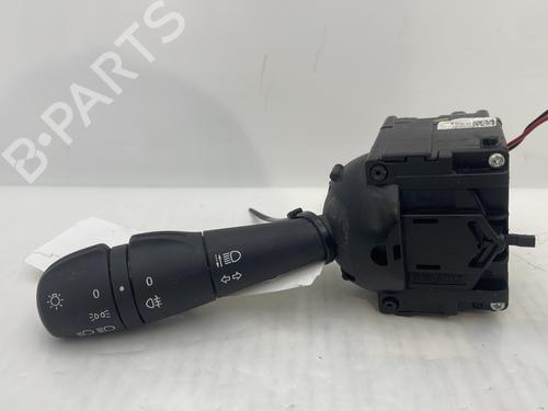 Commutateur RENAULT TWINGO III (BCM_, BCA_) 1.0 SCe 70 (BCMB) (69 hp) 31972661