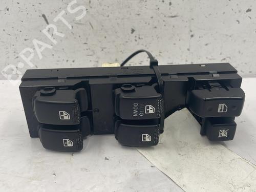 Used Switch HYUNDAI TUCSON (JM) 2.0 CRDi All-wheel Drive (140 hp) 25757851