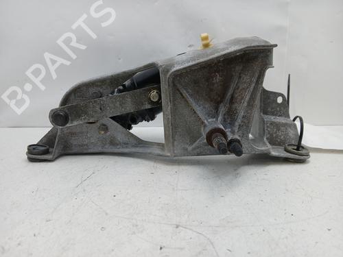 Used Front wiper motor Front wiper motor RENAULT TWINGO I (C06_) 1.2 16V (C06C, C06D, C06K) (75 hp) 33834433 33834433
