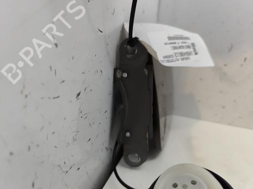 fuel-flap-renault-kadjar-ha_-hl_-2015-28525808 main image