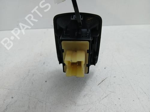 Høyre Foran elrute bryter Høyre Foran elrute bryter RENAULT TRAFIC III Van (FG_) 1.6 dCi 90 (FGME) (90 hp) 35961181 35961181