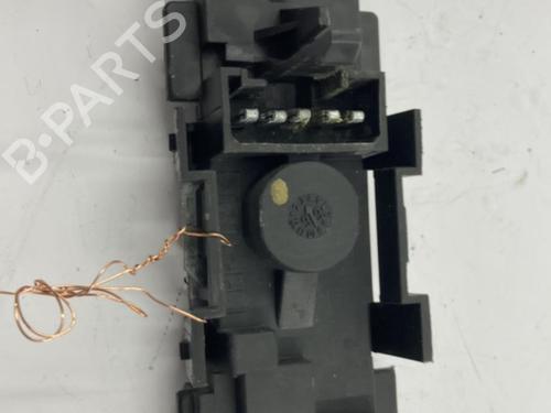 Lampenträger für FIAT ULYSSE (220_) 2.1 TD (109 hp) 22817591