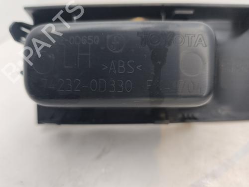Used Left front window switch Left front window switch TOYOTA YARIS (_P13_) 1.3 (NSP130_, NSP130) (99 hp) 32403396 32403396
