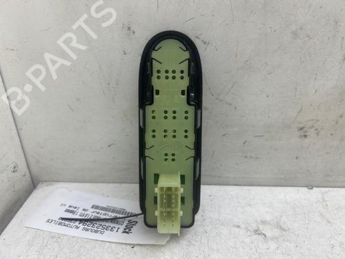 Left front window switch CITROËN C3 II (SC_) 1.0 VTi 68 | BP39663917I27 - Image 3