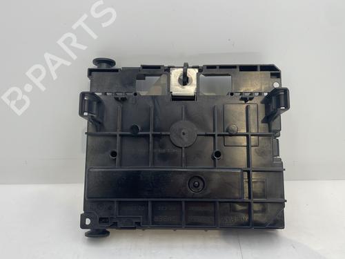 fuse-box-peugeot-307-cc-3b-2003-2004-2005-2006-2007-2008-2009-33448267 main image