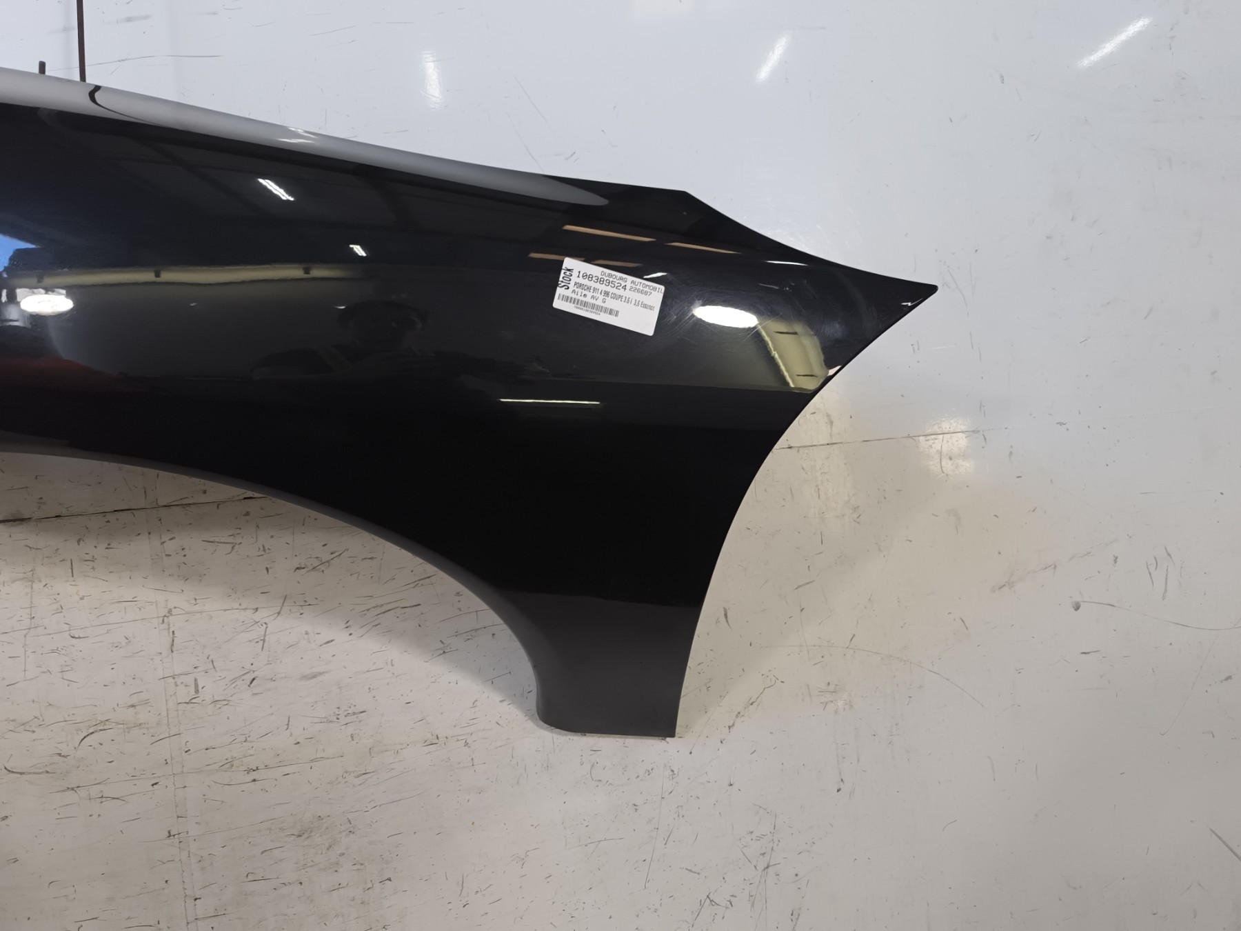 Left front fenders – Porsche 911 (996) 3.6 Carrera 4 (2001-2004)