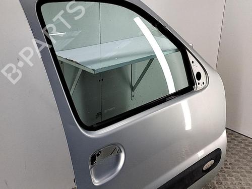Used Right front door Right front door 22856198 22856198