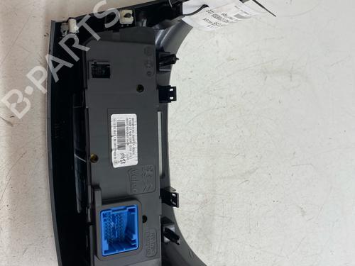Used Climate control Climate control 36880610 36880610