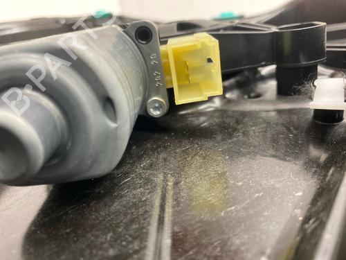 Used Front left window mechanism Front left window mechanism 39155848 39155848