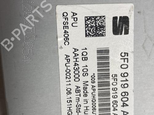 Radio SEAT LEON ST (5F8) 1.6 TDI | BP33044524E6 - Image 2