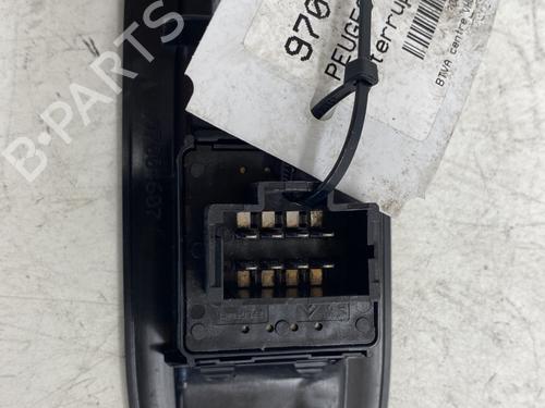 Switch PEUGEOT 208 I (CA_, CC_) 1.2 VTi 68 / PureTech 68 | BP24979978I30