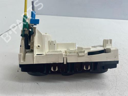 Used Climate control Climate control 37180451 37180451