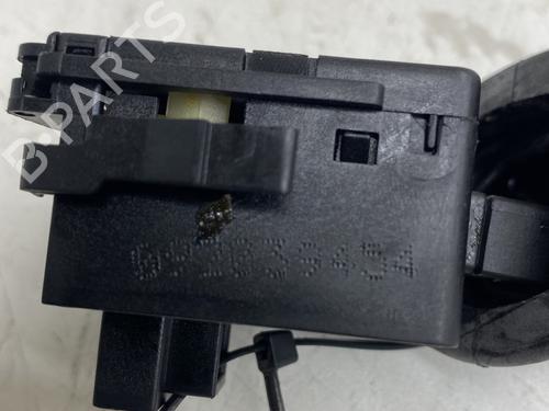 steering-column-stalk-opel-corsa-c-x01-2000-2001-2002-2003-2004-2005-2006-2007-2008-2009-23568601 main image