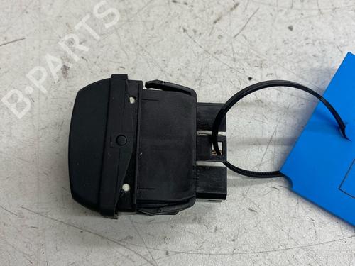Used Right rear window switch Right rear window switch 38332357 38332357