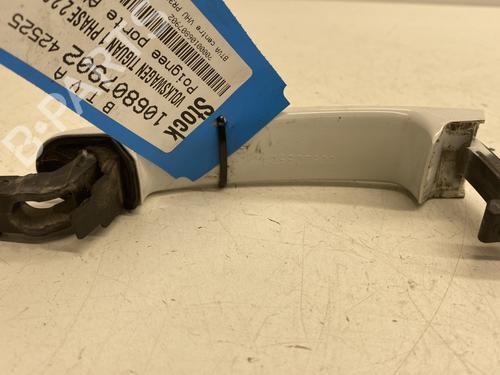Front right exterior door handle VW TIGUAN (5N_) 2.0 TDI | BP26388737C129 