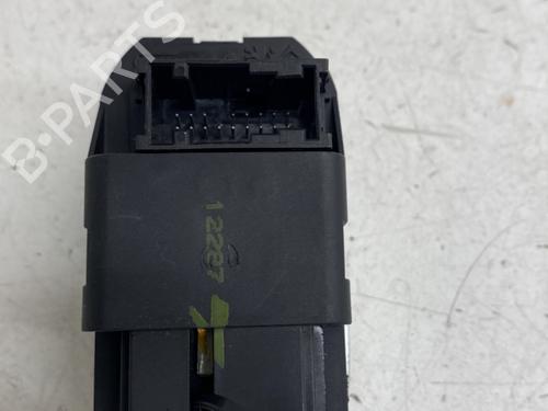 Switch PEUGEOT 206+ (2L_, 2M_) 1.4 i | BP30677231I30
