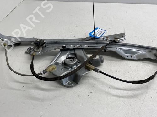 Rudehejsemekanisme Højre foran RENAULT CLIO III (BR0/1, CR0/1) 1.5 dCi (BR17, CR17) (86 hp) 29375438