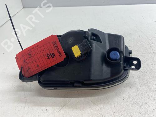 Used Left front fog light Left front fog light 38585452 38585452