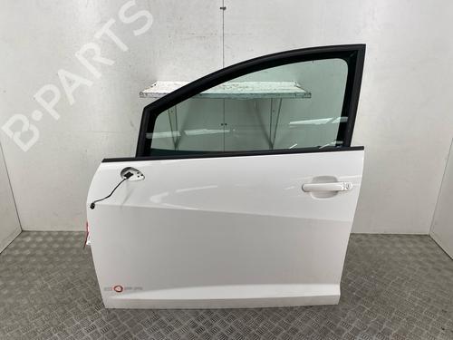 Used Left front door Left front door 39240982 39240982