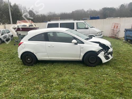 Left front fog light OPEL CORSA D (S07) 1.2 (L08, L68) | BP26388515C30 - Image 9