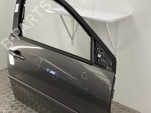 Used Right front door Right front door 22854627 22854627