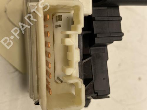 Used Switch Switch TOYOTA YARIS (_P1_) 1.0 (SCP10_, SCP10R) (65 hp) 22849734 22849734