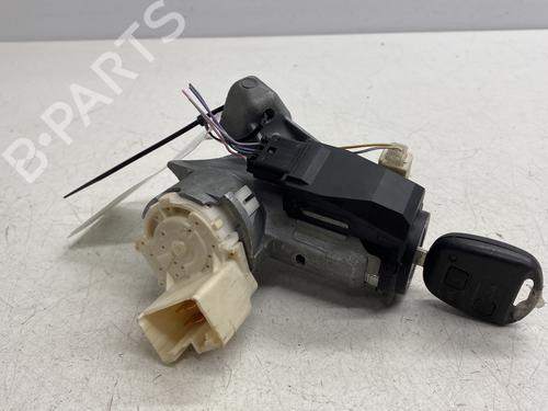 Used Ignition barrel TOYOTA YARIS (_P9_) 1.0 VVT-i (KSP90_, KSP90R) (69 hp) 31584379