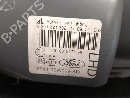 Right headlight FORD FIESTA V (JH_, JD_) 1.4 TDCi | BP22852098C29 
