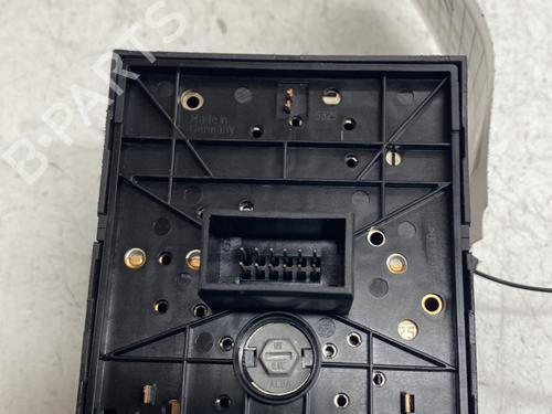 Used Headlight switch Headlight switch OPEL CORSA C (X01) 1.3 CDTI (F08, F68) (70 hp) 29375497 29375497