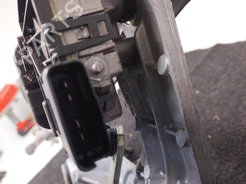 Used Front wiper motor Front wiper motor RENAULT ZOE (BFM_) ZOE (92 hp) 22857906 22857906