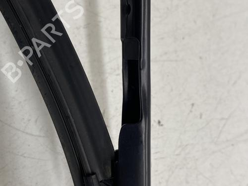 front-windshield-wiper-arm-audi-tt-fv3-fvp-2014-24657535 main image
