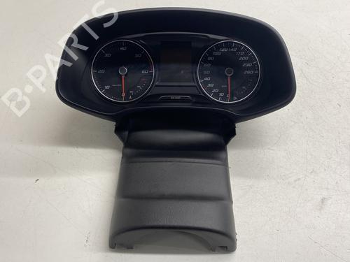 Cockpit SEAT LEON ST (5F8) 2.0 TDI (150 hp) 28567968