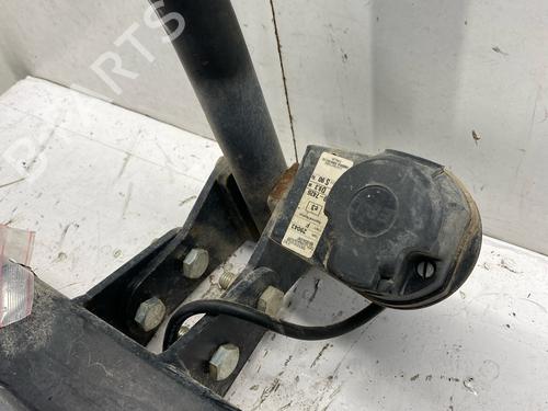 Trækkugle/Mekanisme Trækkugle/Mekanisme PEUGEOT 308 I (4A_, 4C_) 1.6 HDi (112 hp) 39165745 39165745