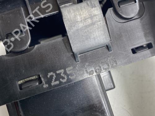 Used Right front window switch Right front window switch CITROËN C3 II (SC_) 1.4 HDi 70 (SC8HZC, SC8HR0, SC8HP4) (68 hp) 33657643 33657643