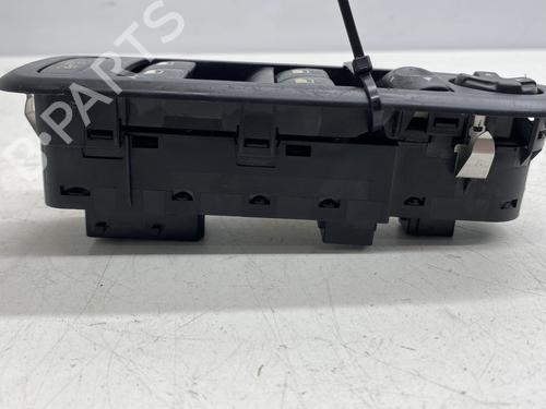 Used Switch Switch CITROËN C5 III (RD_) 2.0 HDi 140 (RDRHF8, RDRHFA, RDRHA8, RDRHAJ) (140 hp) 23831281 23831281